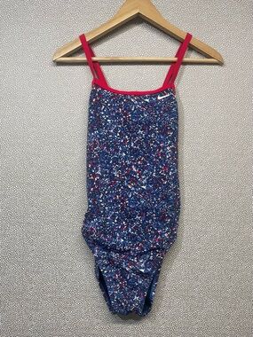 8 / WMS 34 Nike Hydra Strong Pixel Party One Piece  Crossback Swimsuit